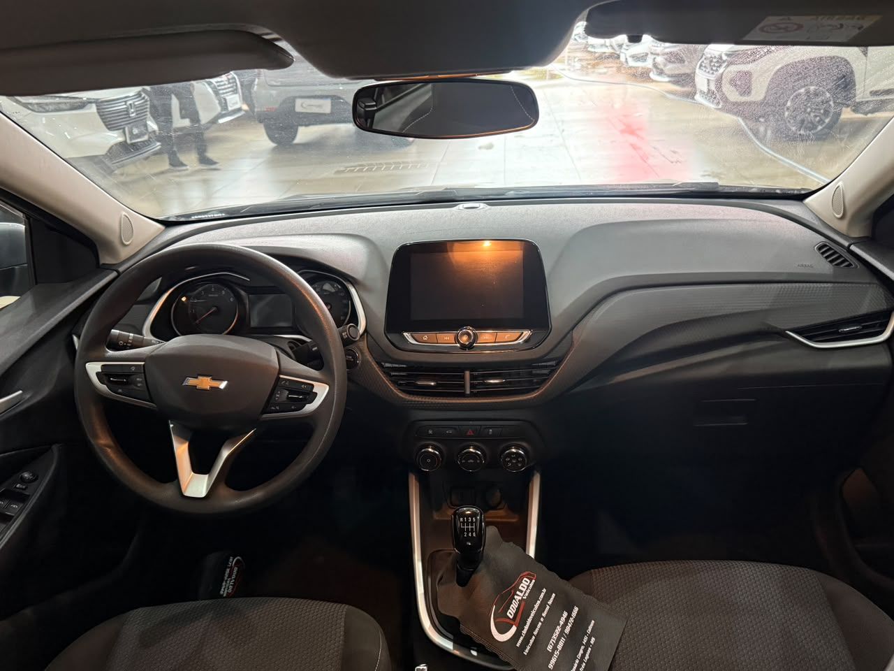 ONIX SEDAN Plus LT 1.0 12V Flex 4p Mec.