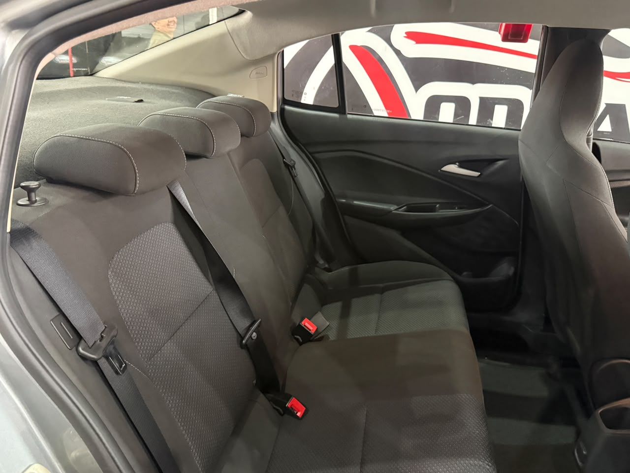 ONIX SEDAN Plus LT 1.0 12V Flex 4p Mec.