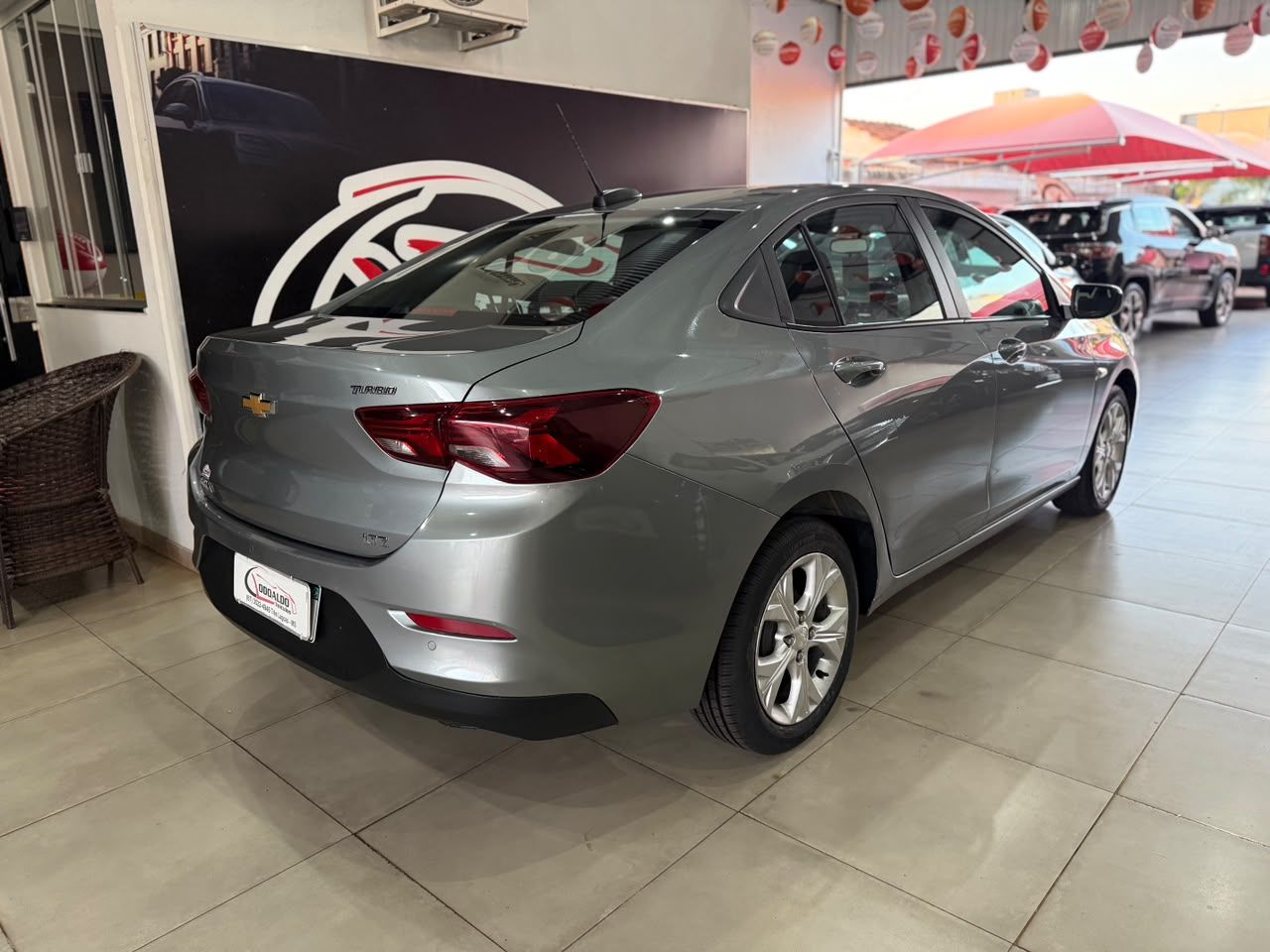 ONIX SEDAN Plus LTZ 1.0 12V TB Flex Aut.