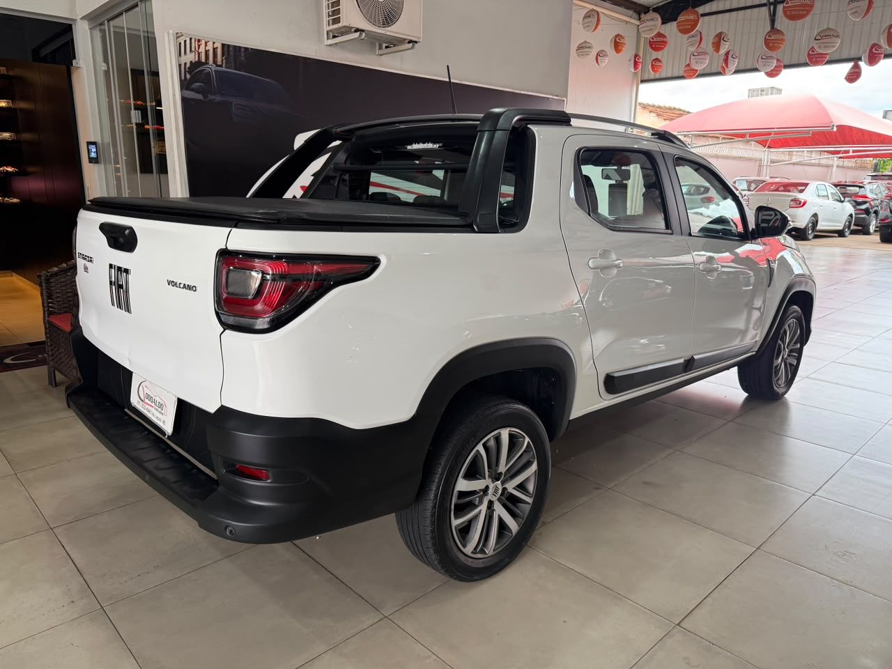Strada Volcano 1.3 Flex 8V CD