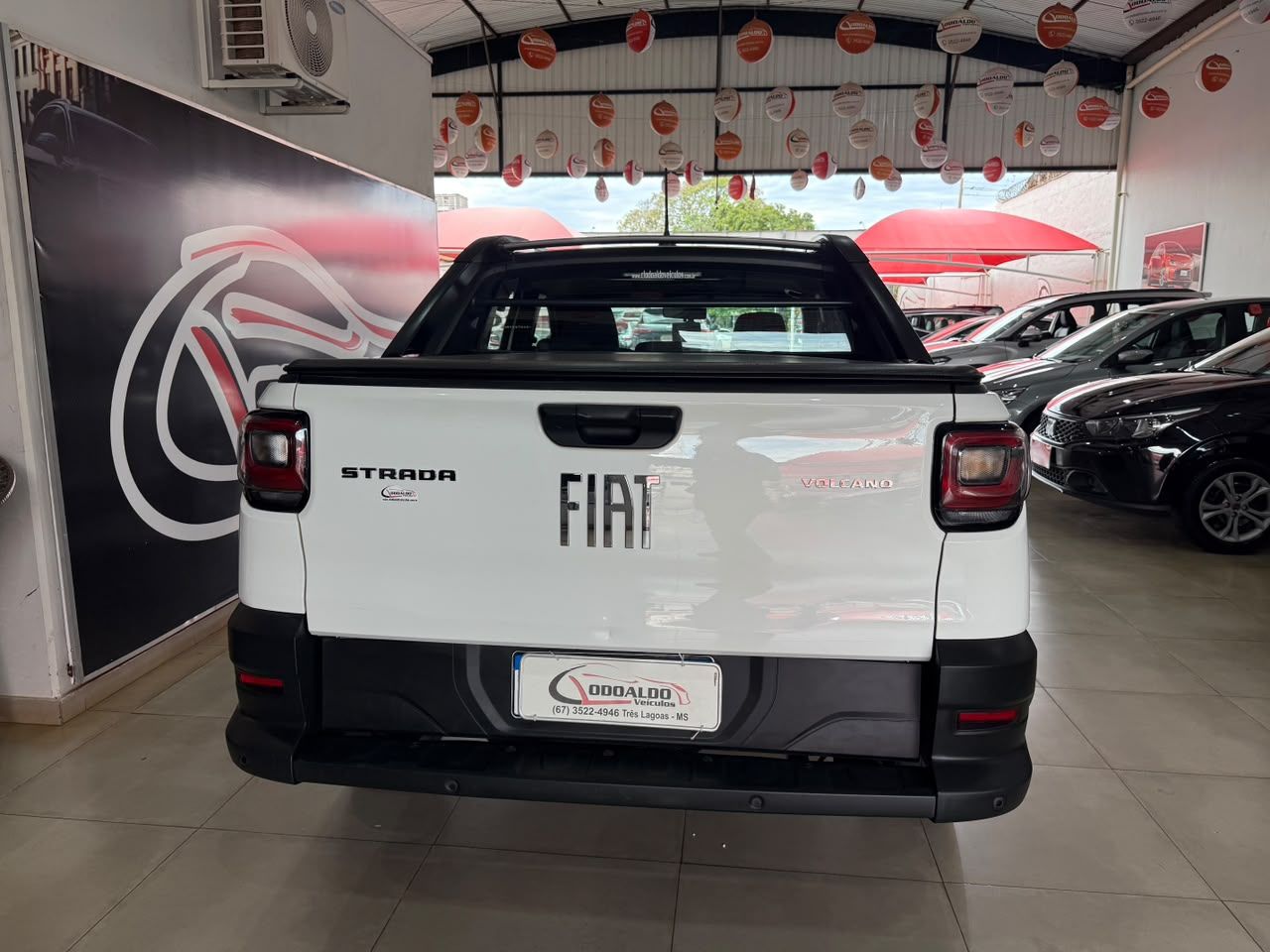 Strada Volcano 1.3 Flex 8V CD