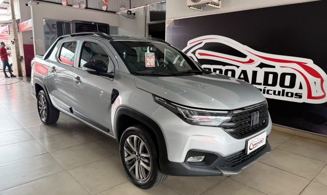 Strada Volcano 1.3 Flex 8V CD